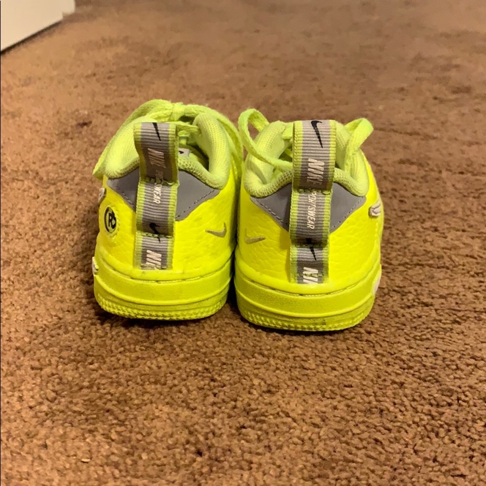 Shoes - Picture 5 of 5